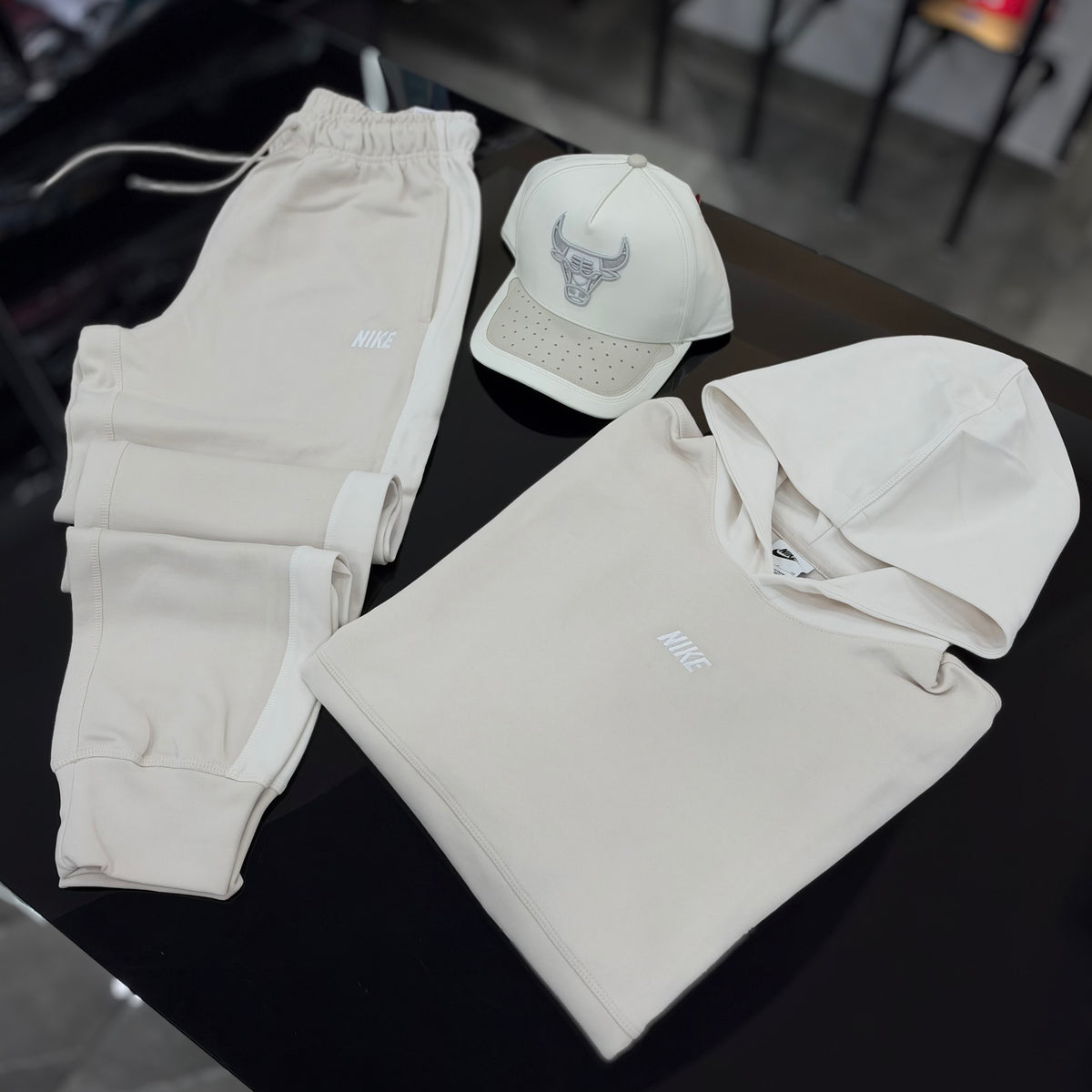 Tuta Nike FT Beige