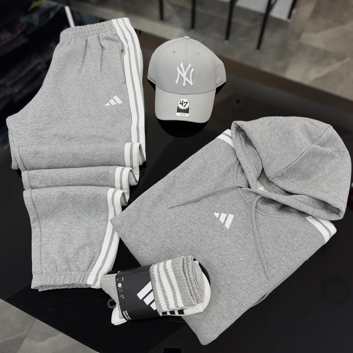 Tuta Adidas Stripes GREY