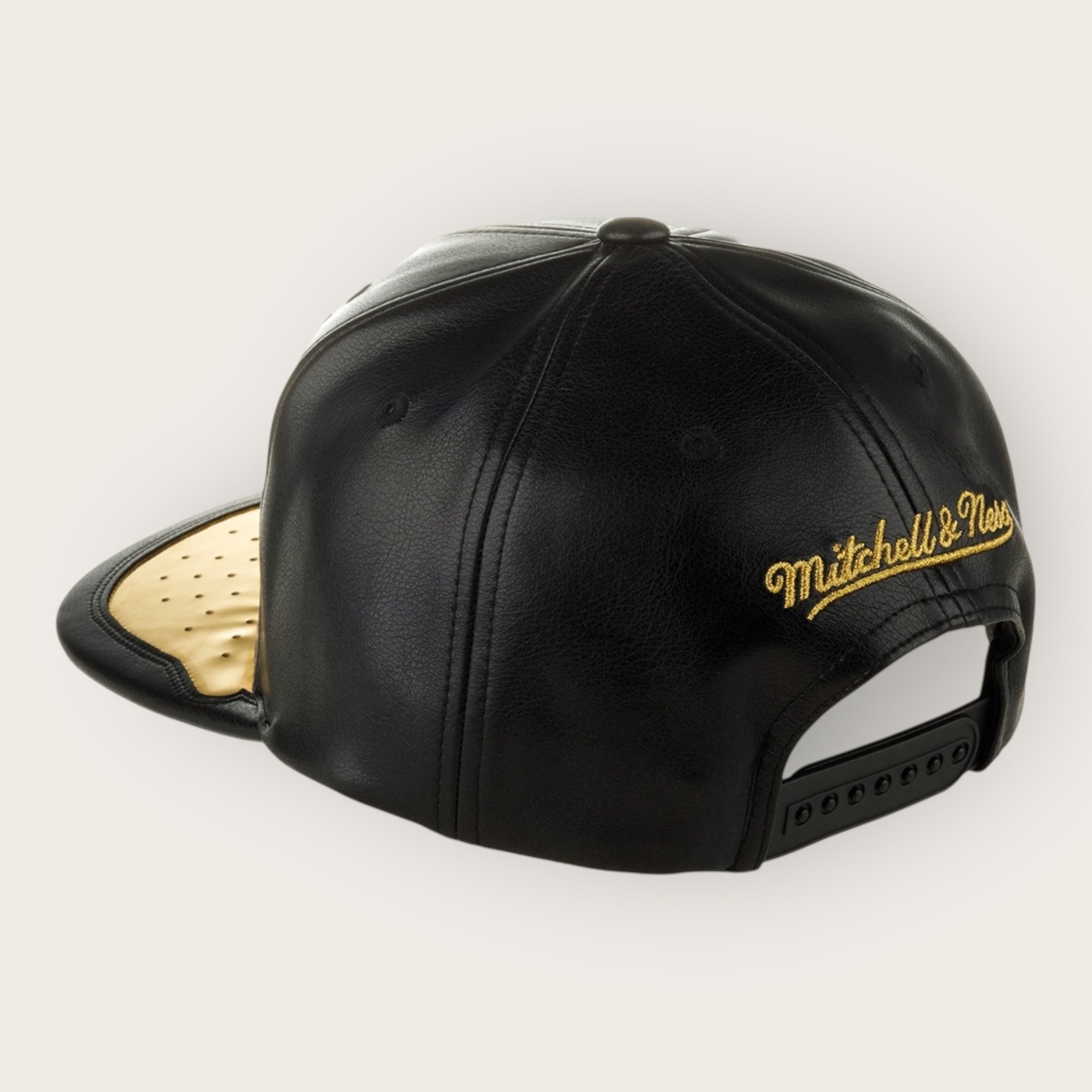 Cappello Chicago Bulls DAY ONE gold