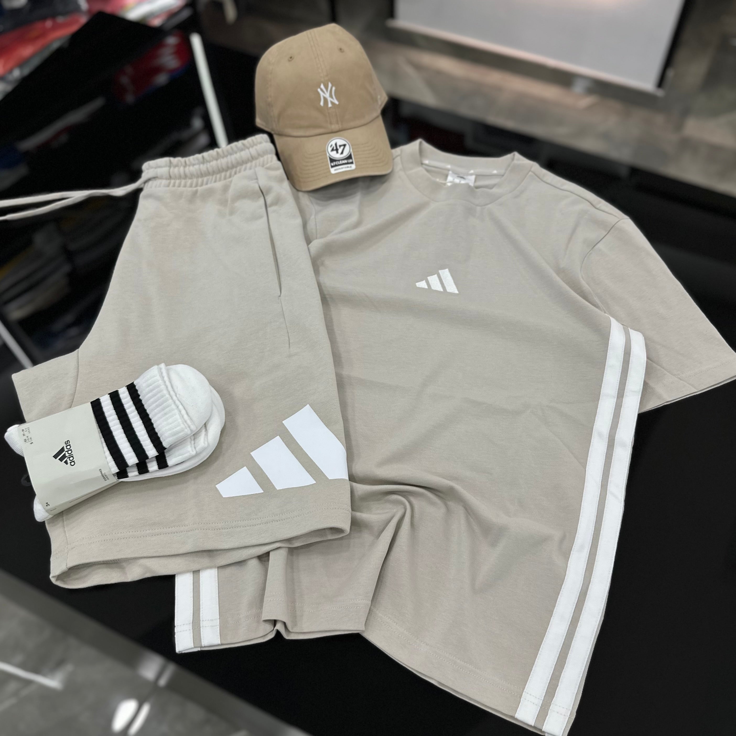 Coordinato Adidas STRIPES Wonalu