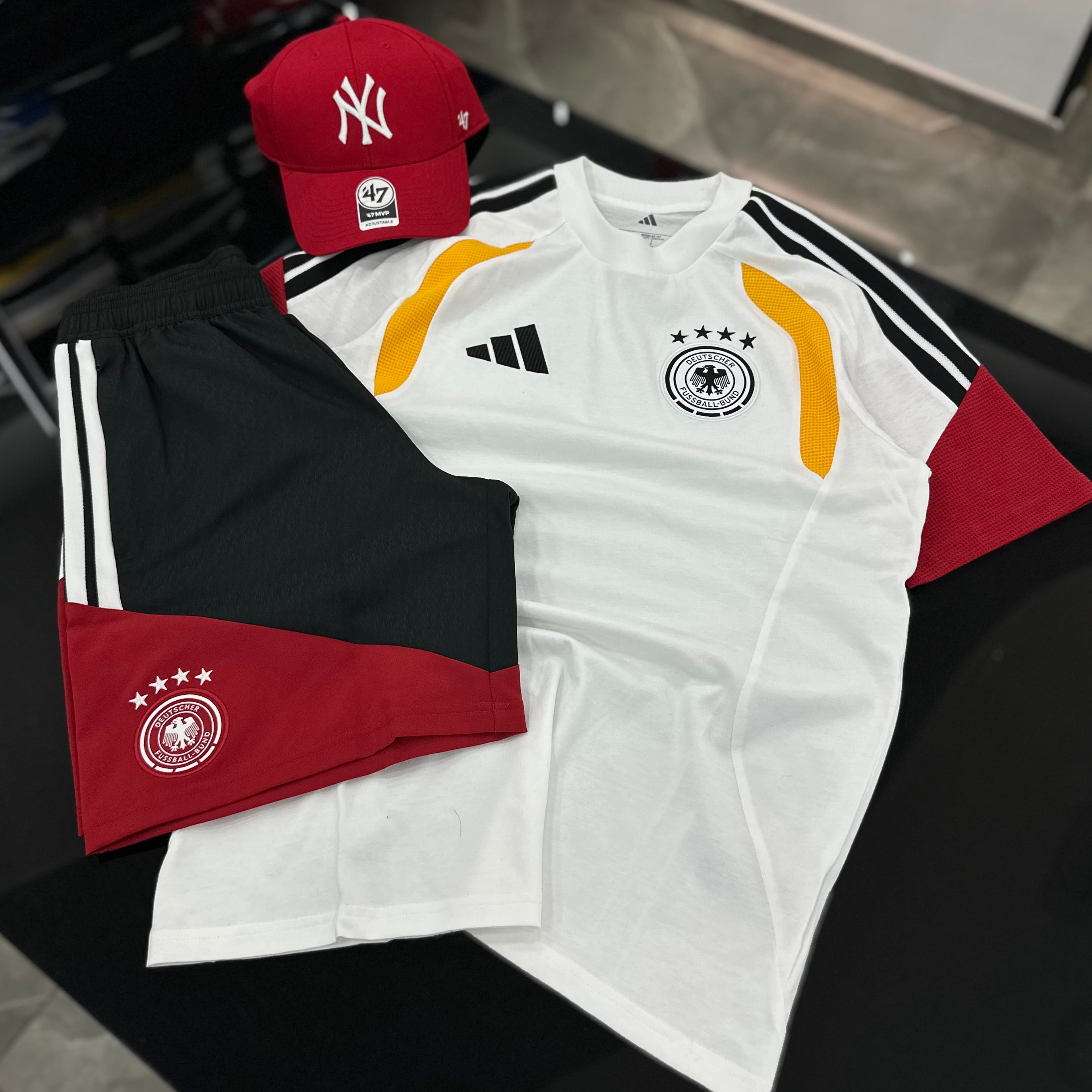 Coordinato Germania x Adidas