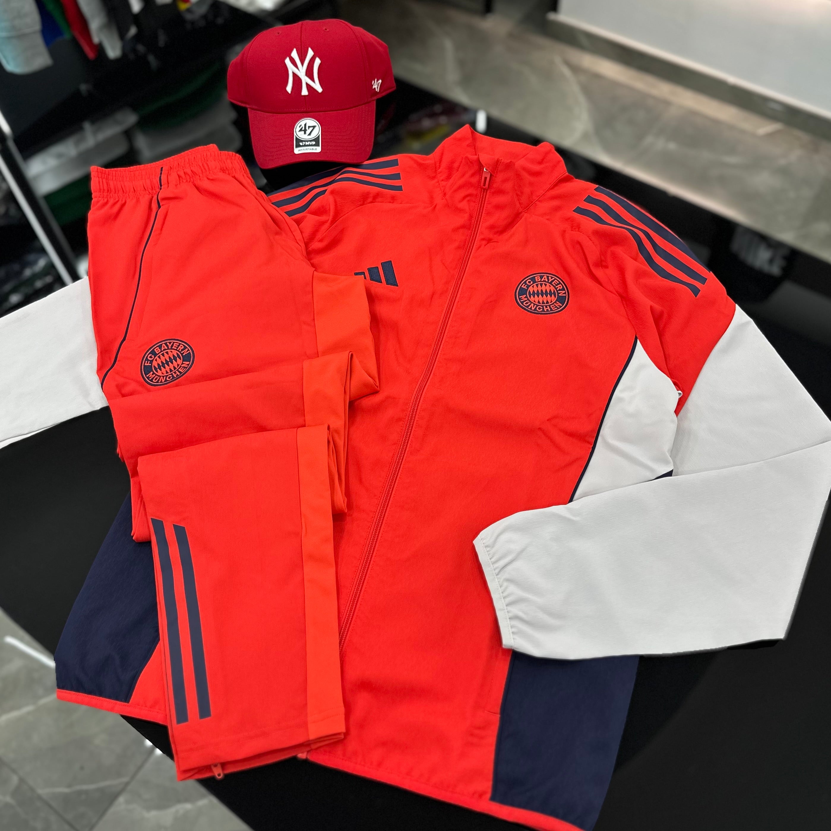 Tuta Adidas Bayern Monaco RED