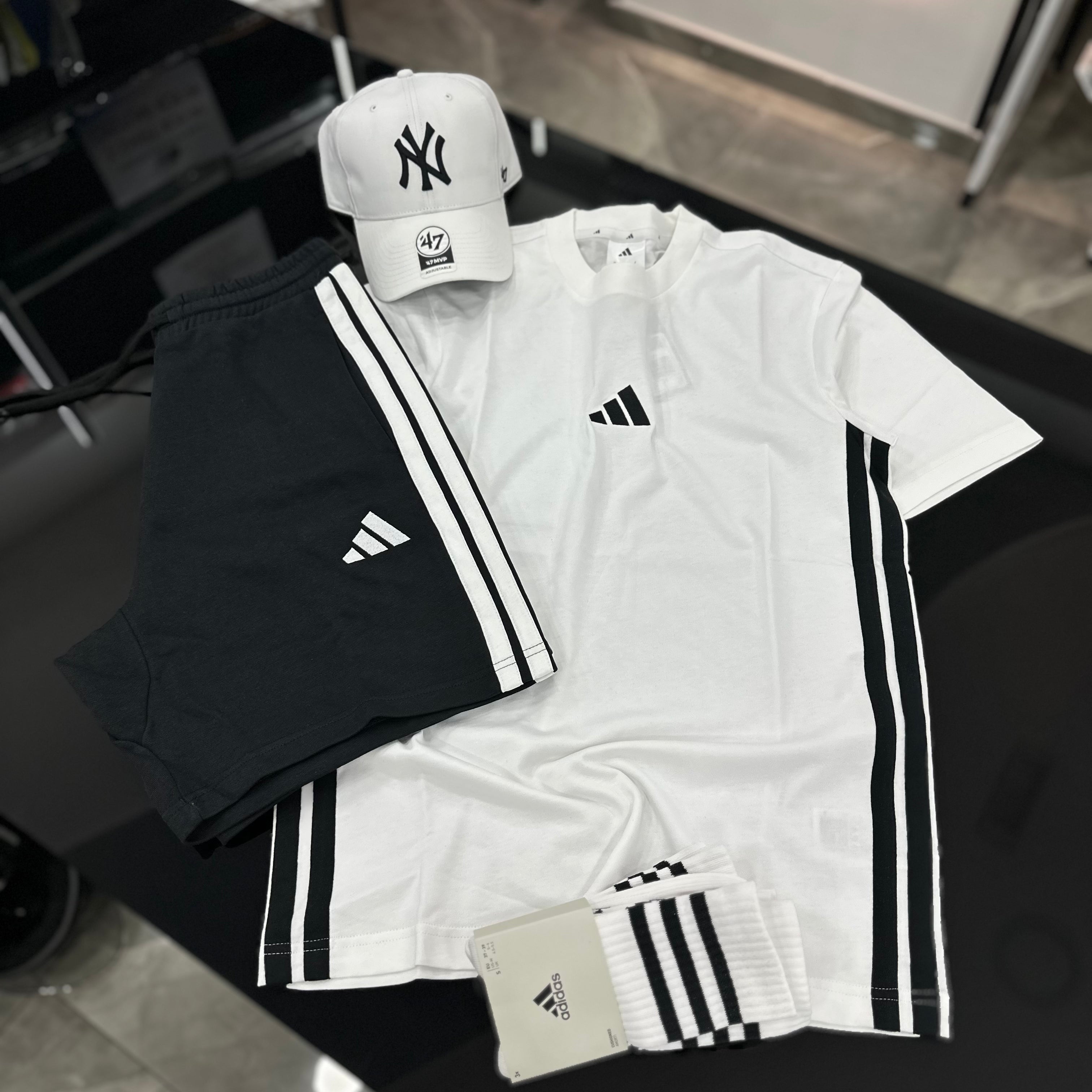 Coordinato Adidas ESSENTIAL