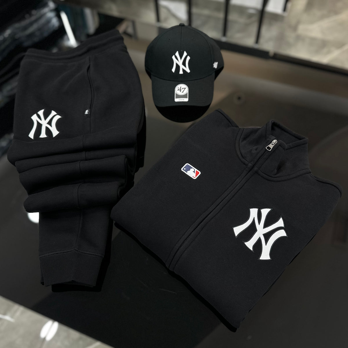 Tuta Yankees Islington BLACK