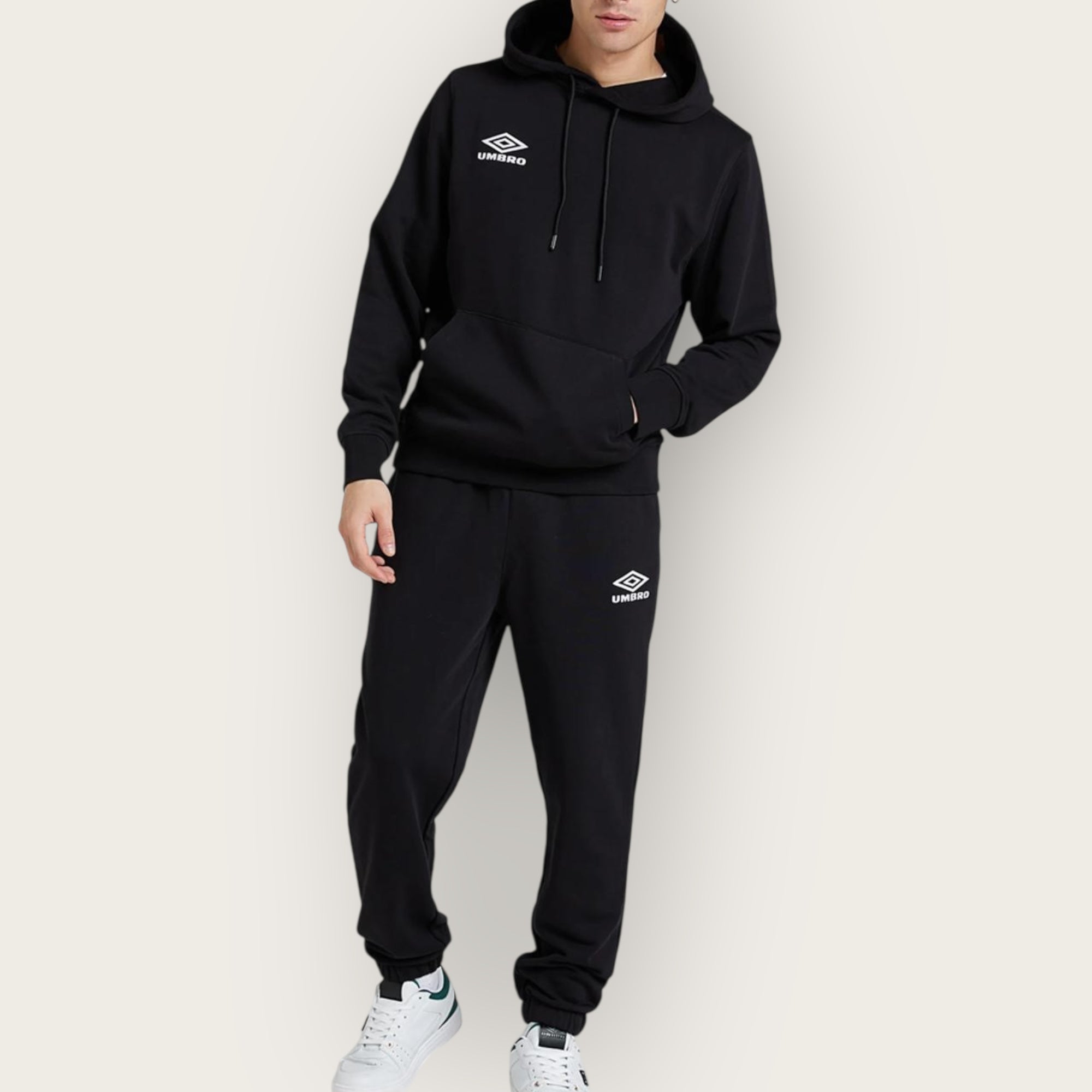 Tuta Umbro essential BLACK