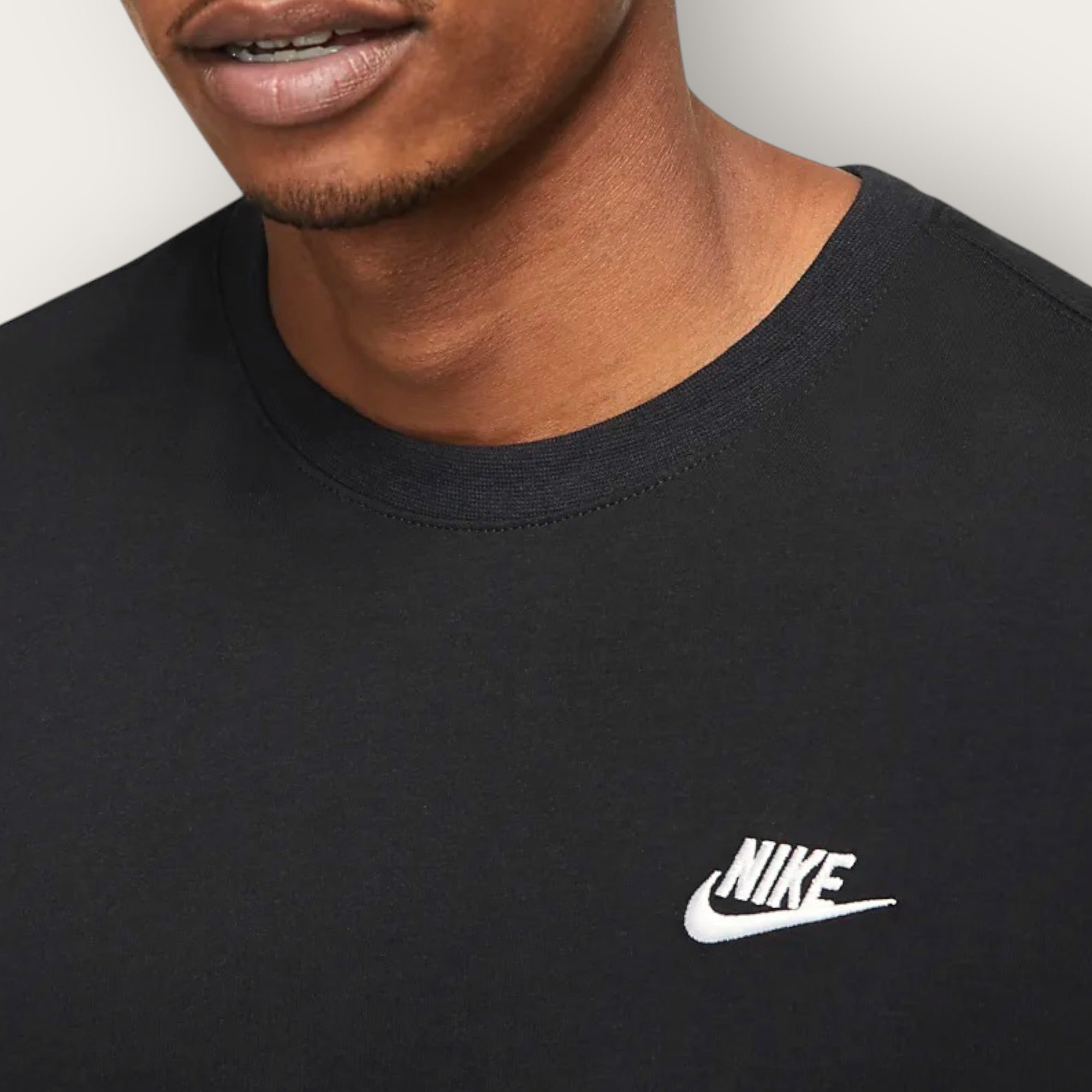 T-Shirt Nike Club BLACK