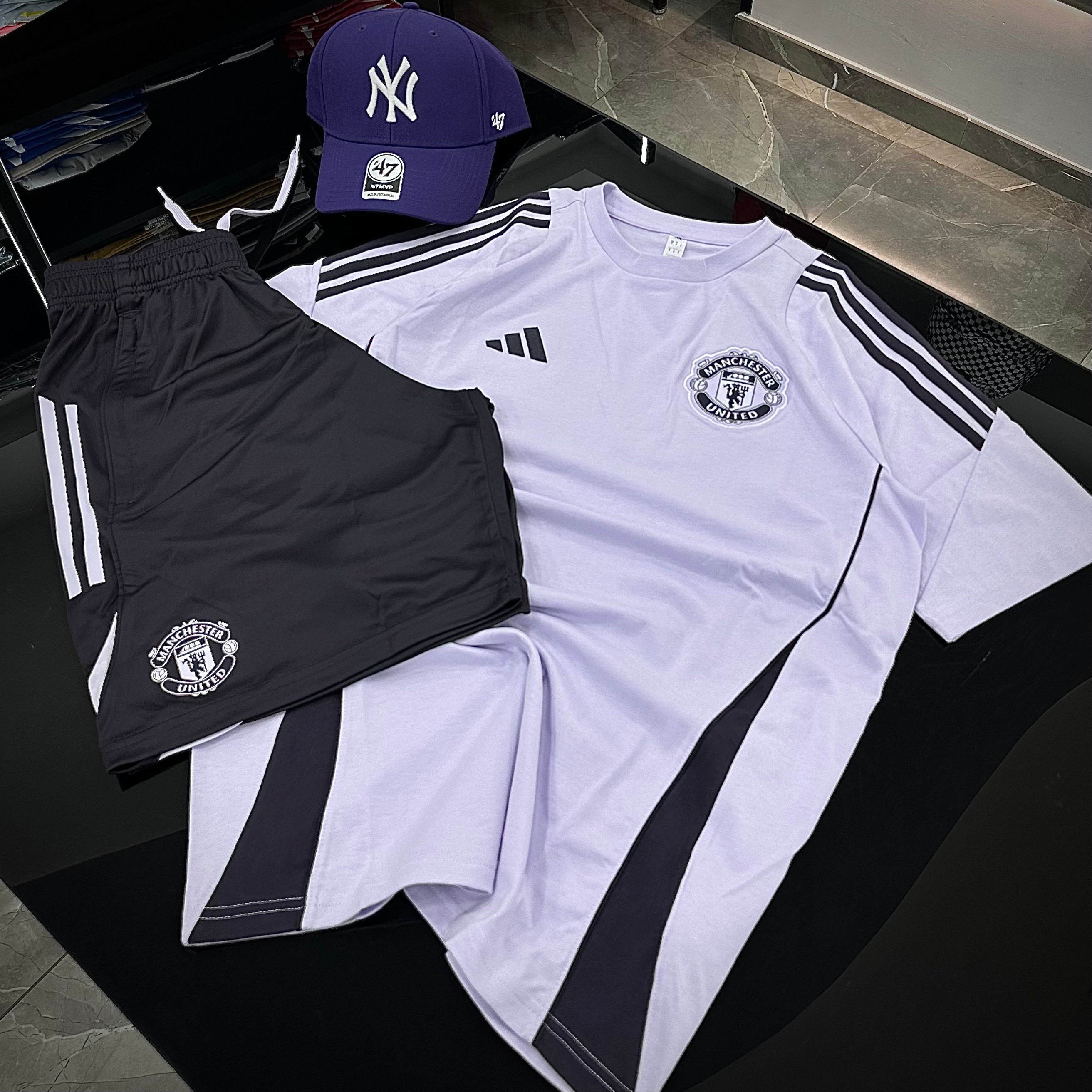 Coordinato Manchester United x Adidas