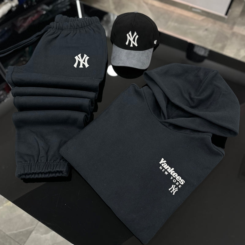 Tuta Yankees Foundation BLACK