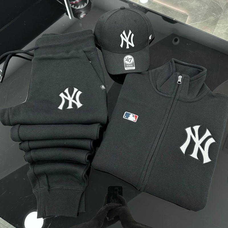 Total look Yankees full zip BLACK