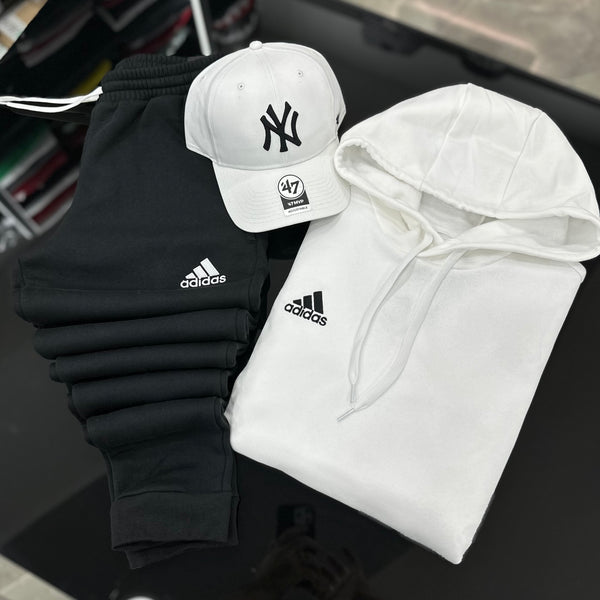 Total look Adidas WHITE / BLACK