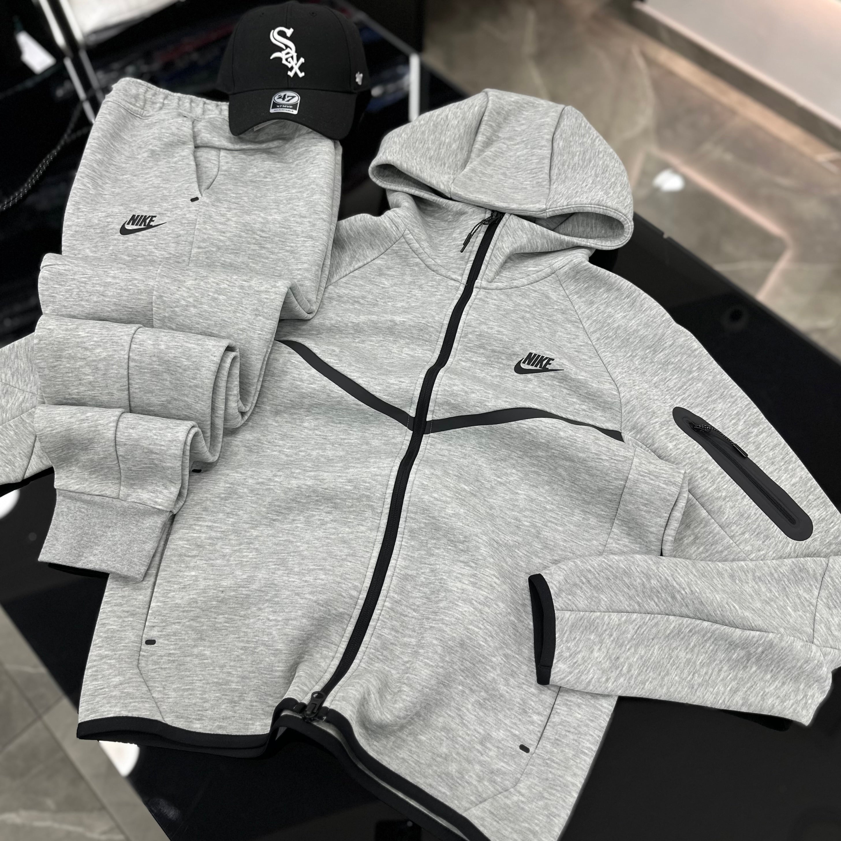 Tuta Nike Tech GREY