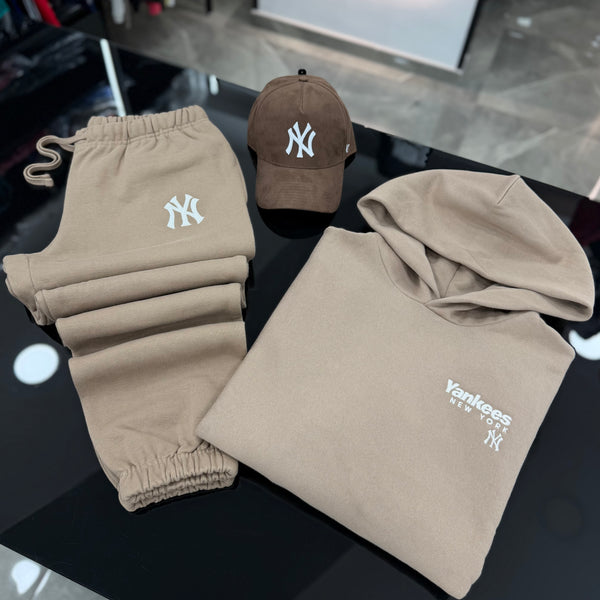 Tuta Yankees Foundation BEIGE