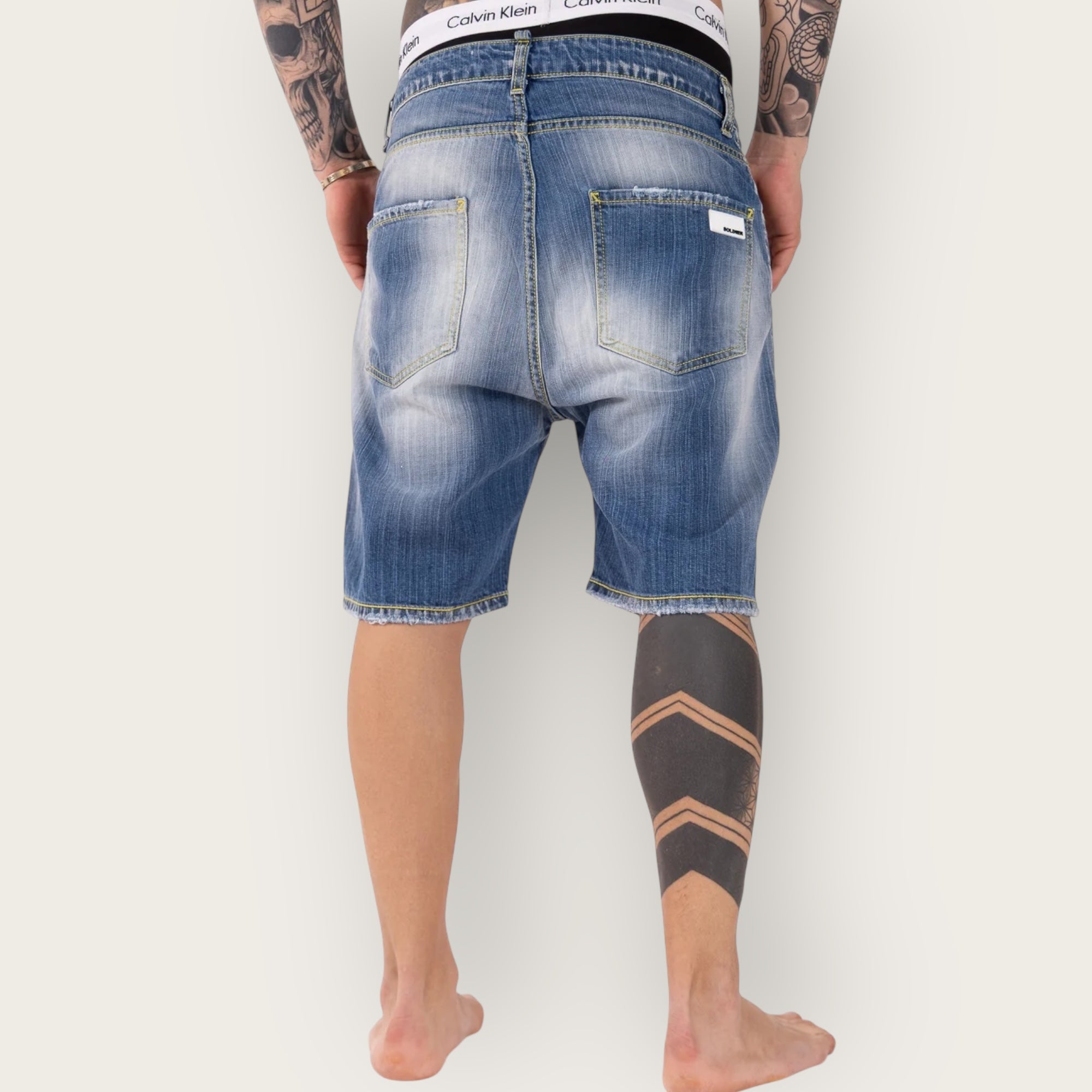 Bermuda Soldier 097B